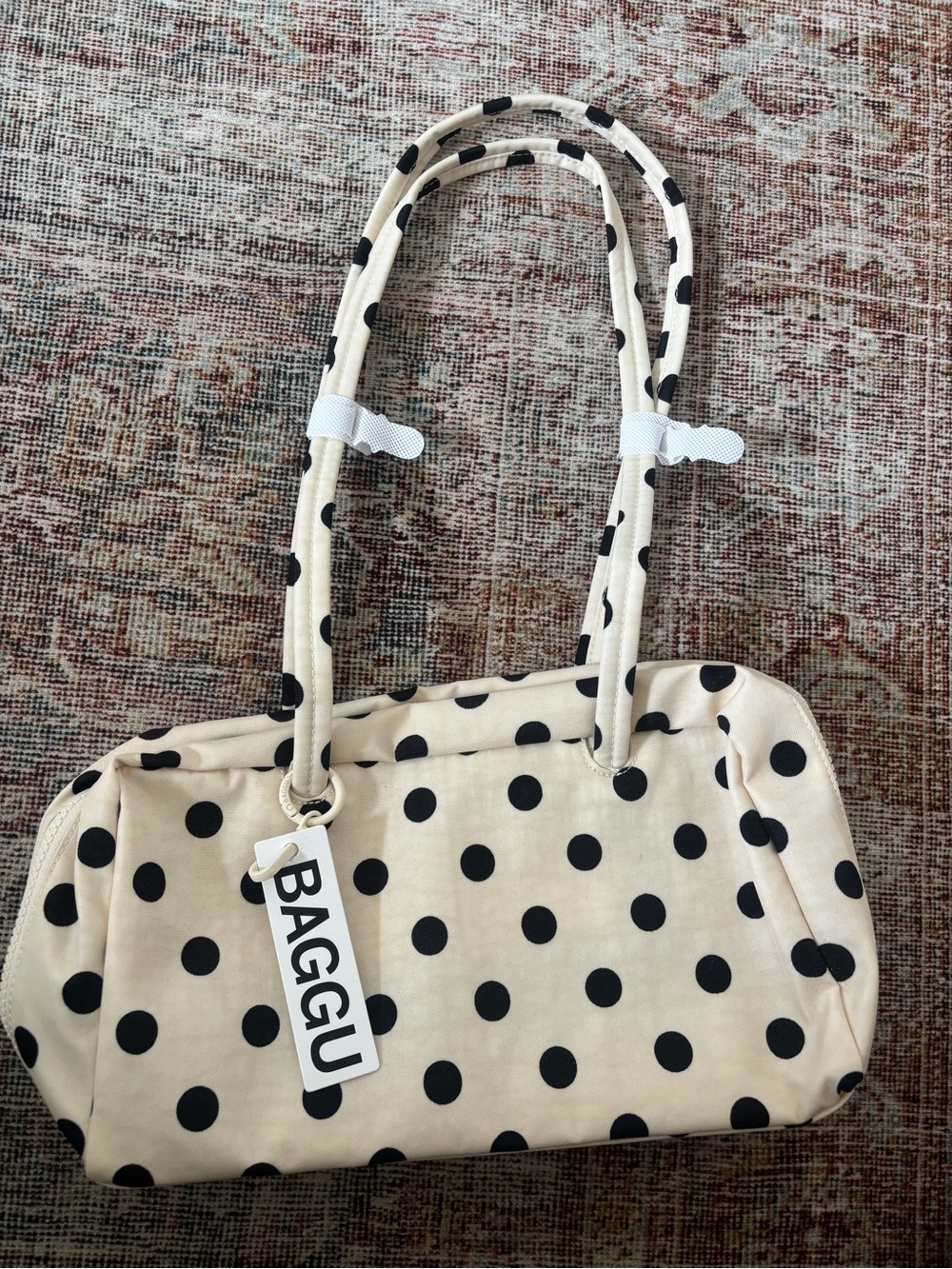 BAGGU Cream Nylon Bowler Bag with Black Polka Dots
